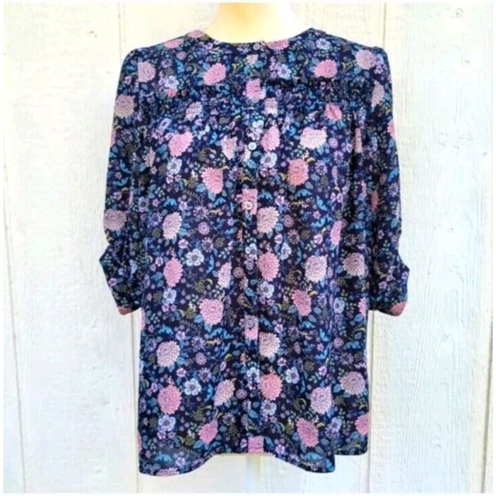 Ann Taylor Loft floral print button down blouse size xs. - Picture 1 of 4